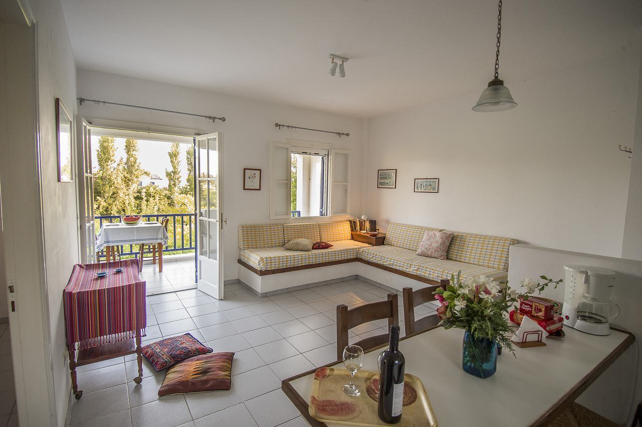 Eressos Ilios Apartments Скала-Эресу Экстерьер фото